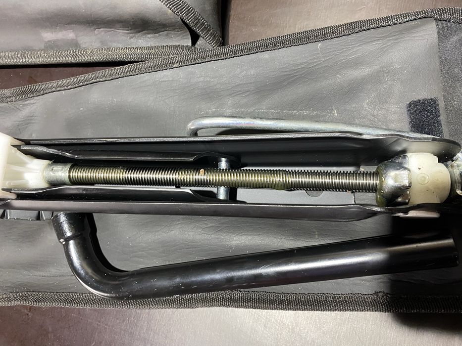 Домкрат Zafira A, B , оригінал.