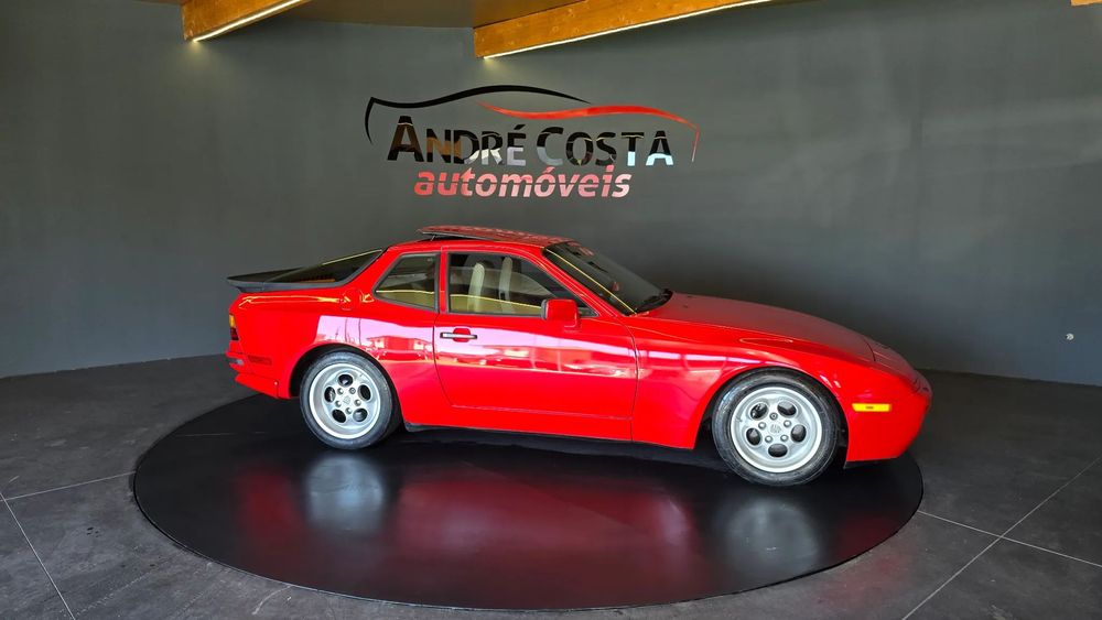 Porsche 944 Turbo S