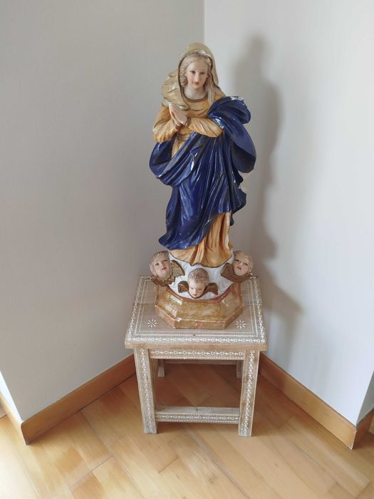 Imponente Escultura de Nossa Senhora (62 cm/13 kilos)