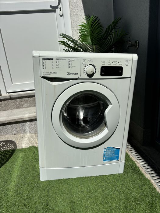 Máquina de lavar roupa Indesit