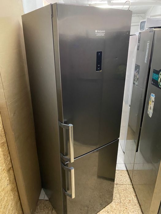Frigorifico Hoitpoint combinado