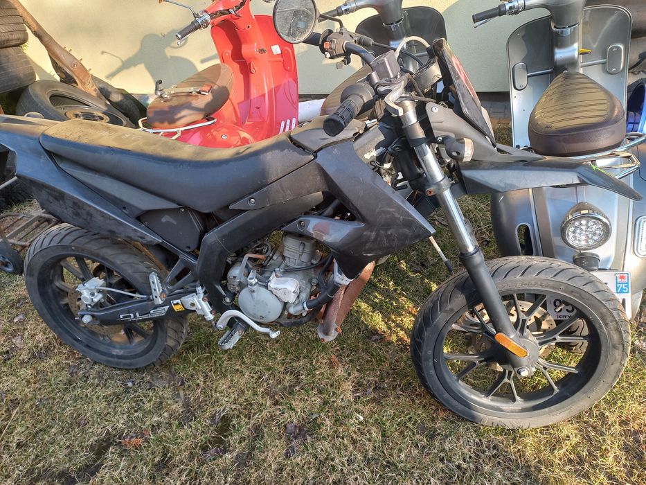 Derbi senda 50 felga zadupek koła set pompa siedzenie dźwignia lampa zaciski zbiornik
