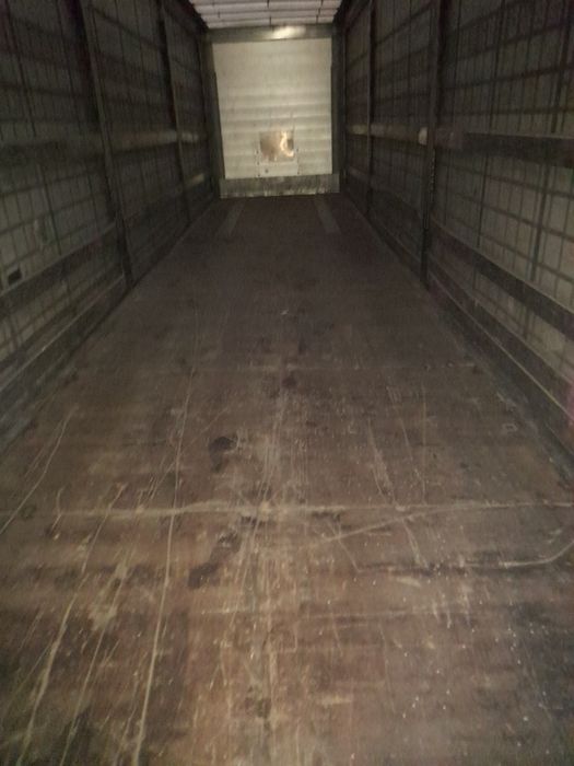 Semi-reboque Schmitz em lona