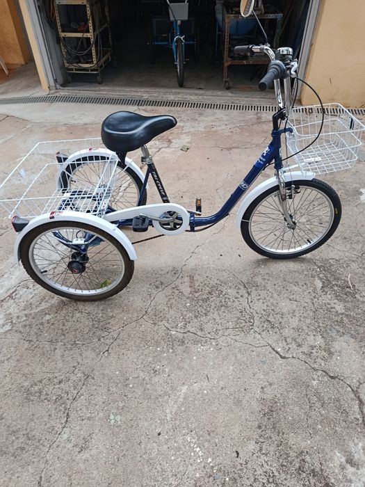 Bicicleta 3 rodas dobravel   toda restaurada