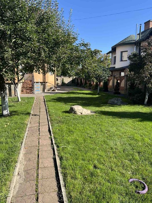 ТЕРМІНОВО!!! Продам будинок до центру 5 хв. їхати. Заїжджай і живи!