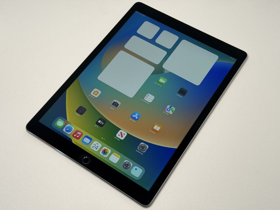 iPad Pro 12.9 1. gen. (A1652)- Cellular (LTE) - wada - faktura VAT 23%