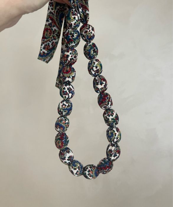 Намисто з українським орнаментом
