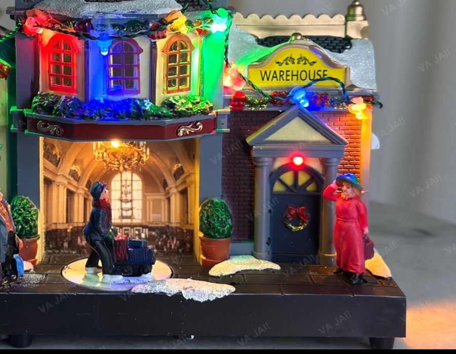 Вокзал новорічна інсталяція декор місток ворота пінгвіни