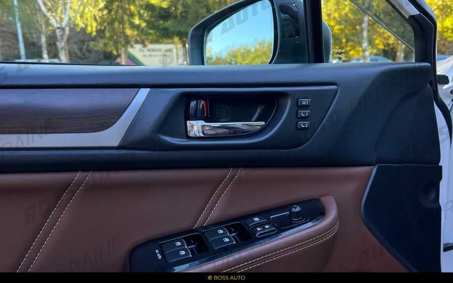 Subaru Outback 2018 2.5L в комплектації Touring (максимальна)
