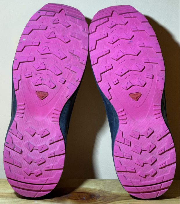 Оригінальні кросівки Salomon Waterproof. Розмір 39(25 см)