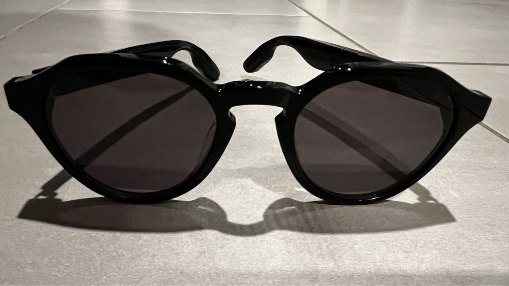 Aether's R1 - luksusowe okulary z wbudowanym systemem audio