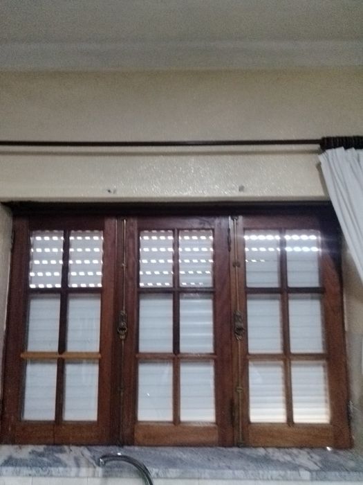 Janela com vidros