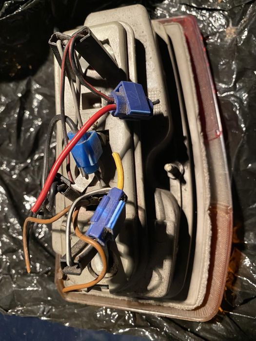 Задній габаритний ліхтар Ford Fiesta Mk1