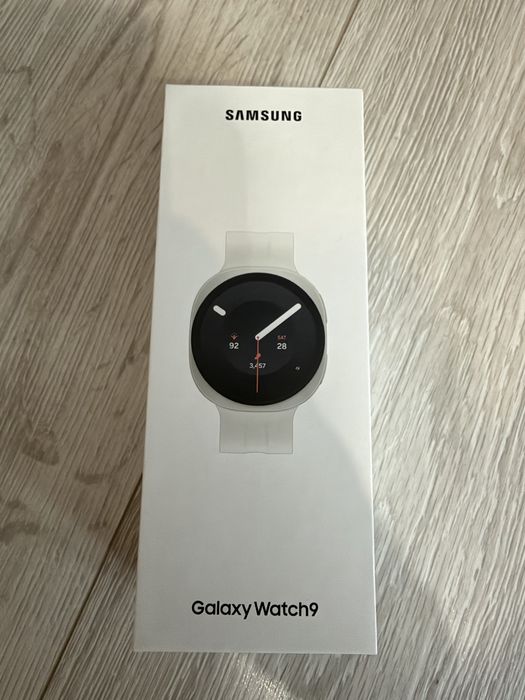 Zegarek nowy galaxy watch9 Cream SM-L340NZEAEUE plus pasek fabric band