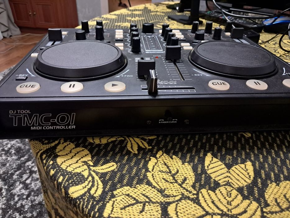 DJ tool TMC-01 midi  controller