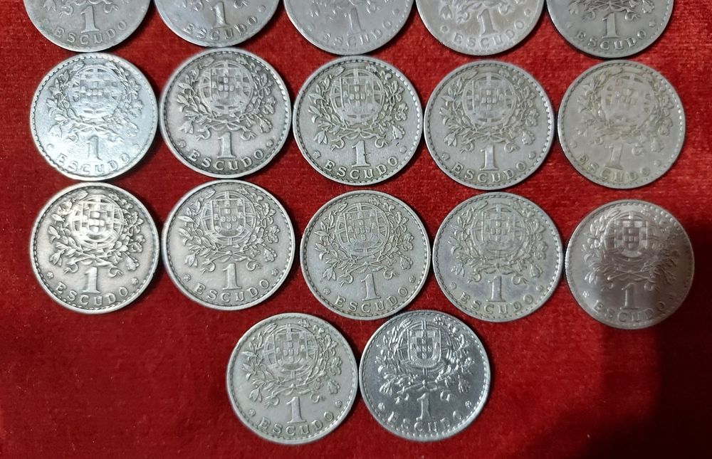 Coleção completa 1 escudos