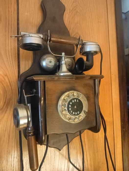 Stary Drewniany Telefon  Wiszący BARON