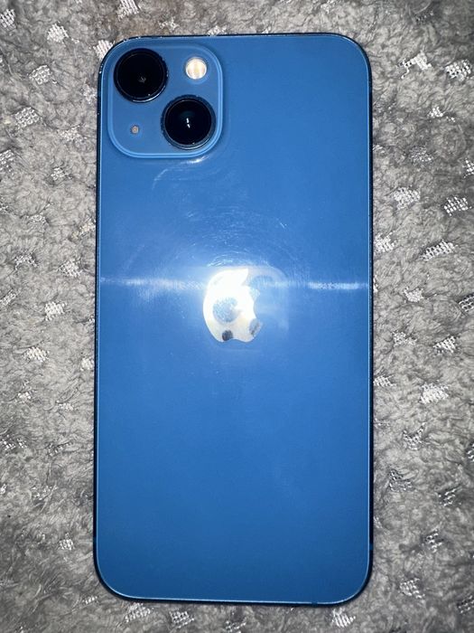 Iphone 13 niebieski