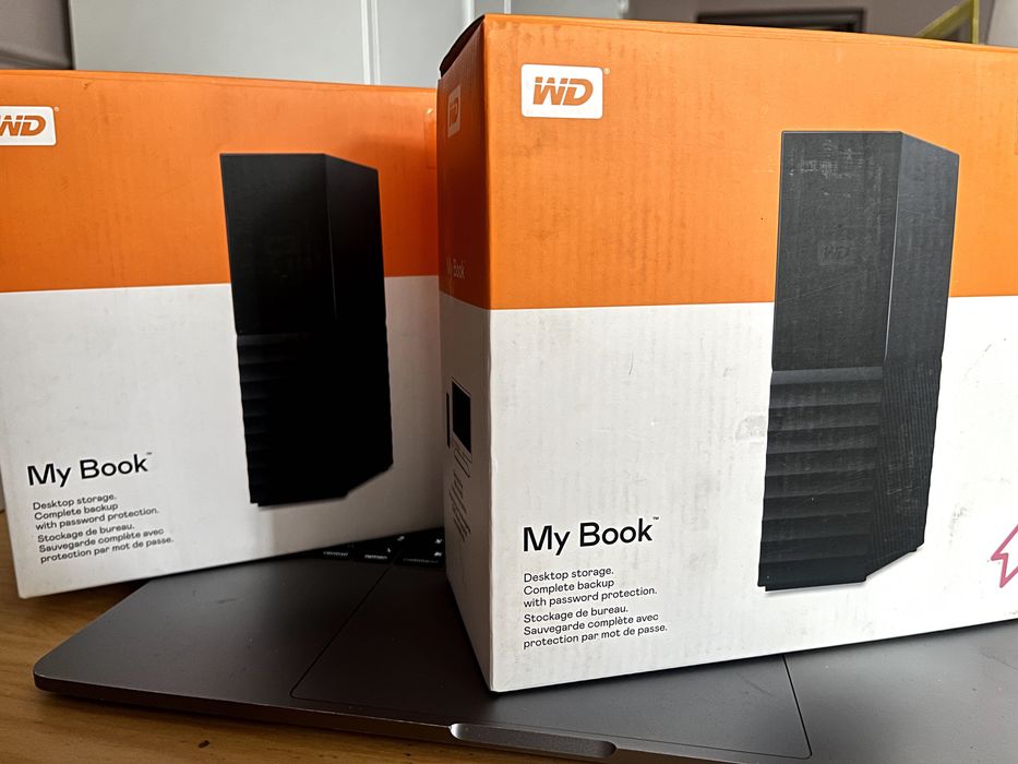 Жорсткий диск Western Digital My Book 8TB (WDBBGB0080HBK)