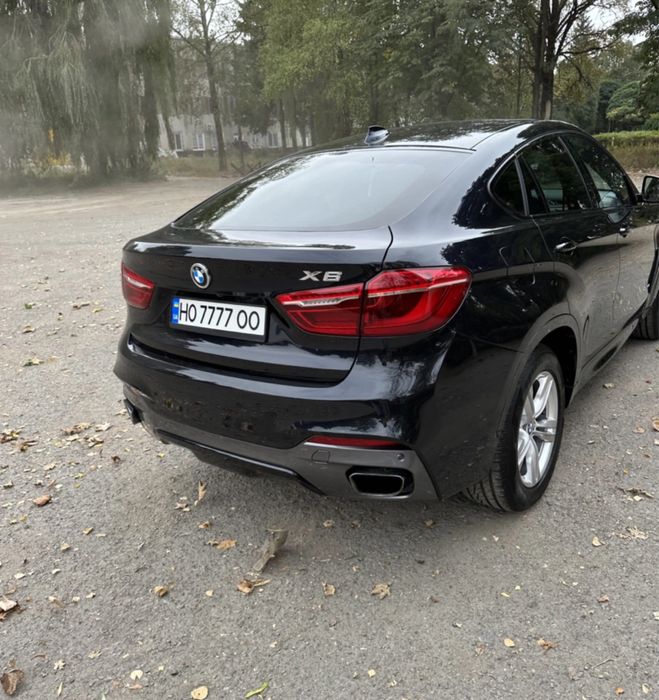 Продаю BMW X6 2015