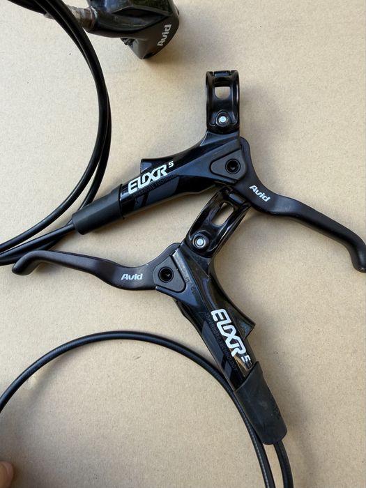 Hamulce hydrauliczne Avid Elixir 5