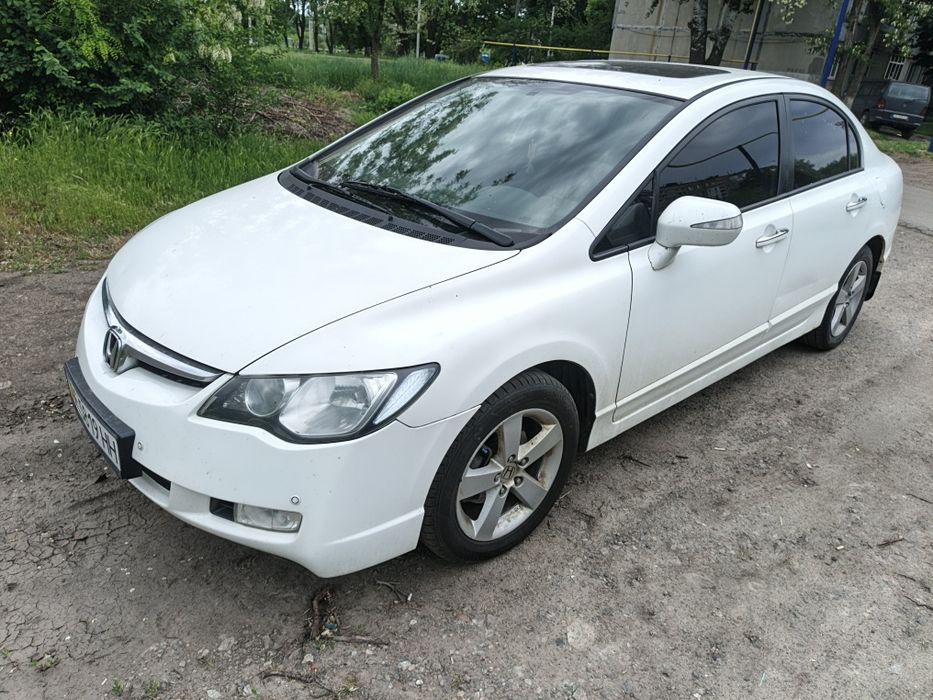 Honda civic 1.8 4d