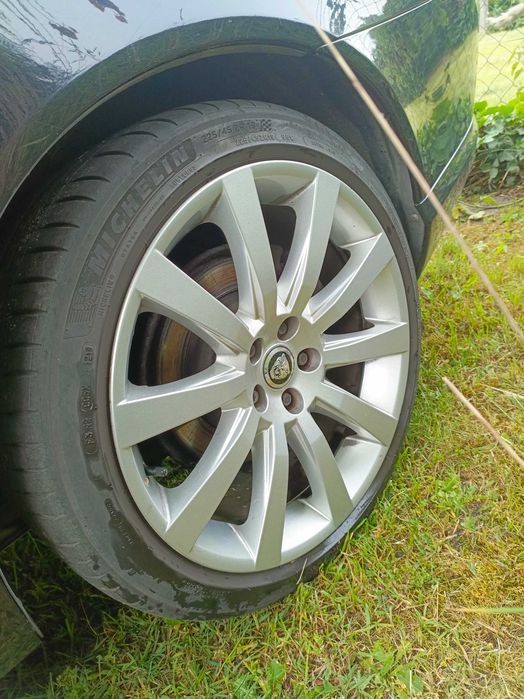 Kola 19 Volvo 5x108 Jaguar Michelin 225*45*19