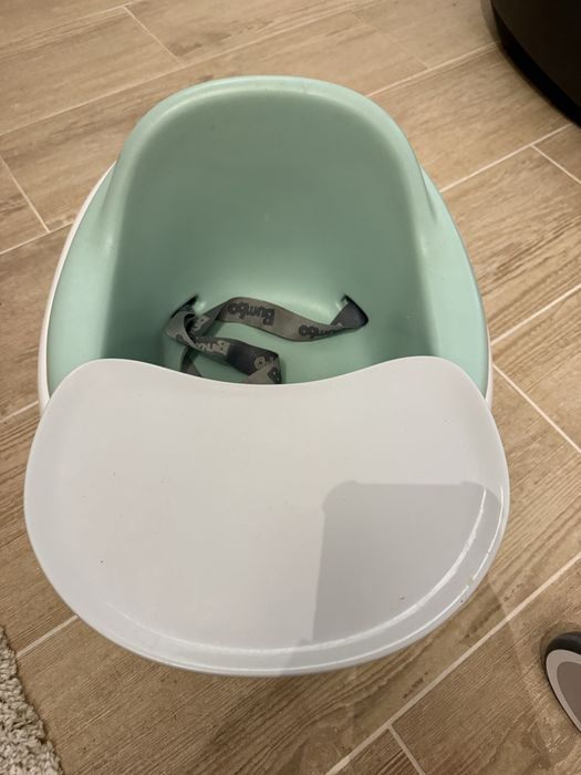 Bumbo - assento evolutivo