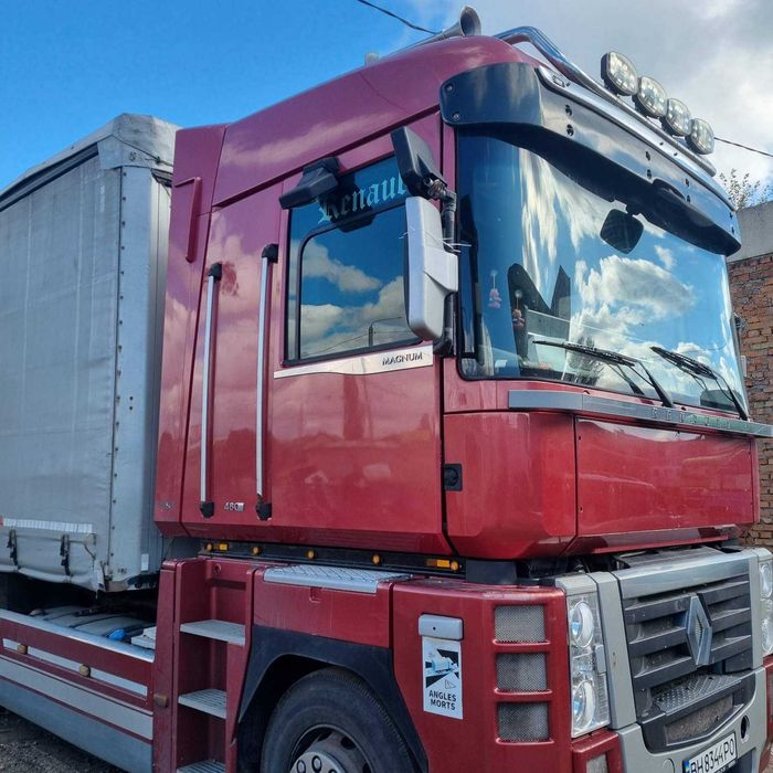 Renault Magnum 2010 року евро 5