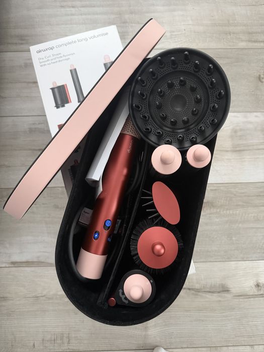 Стайлер для длинных волос Dyson