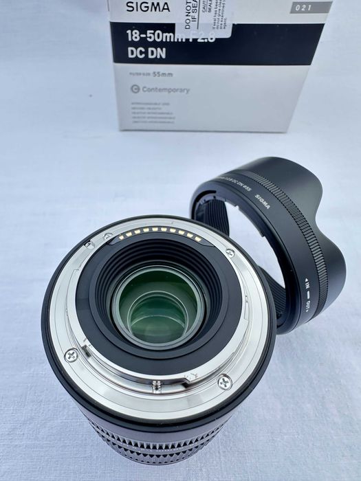 Sigma 18-50mm F2.8 DC DN