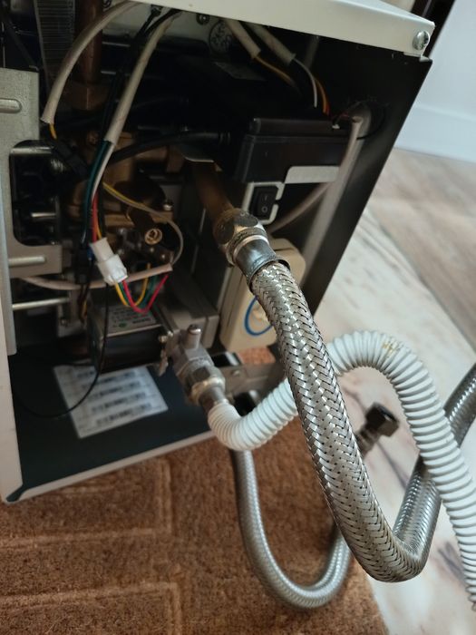 Esquentador marca Ariston