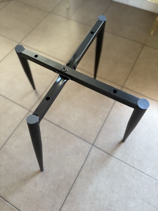 Stelaż nogi do krzesła tapicerowanego