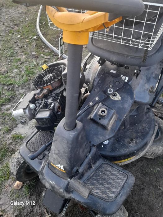 Traktorek kosiarka.Do naprawy.