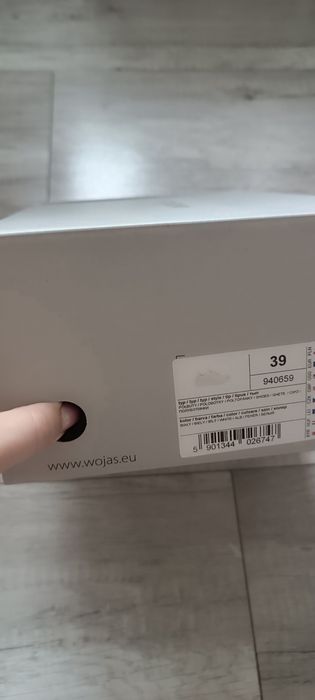 Sneakersy , buty skórzane  Wojas