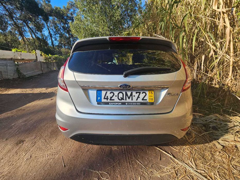 Carro de Ford Fiesta 1.5T manual — photo 5