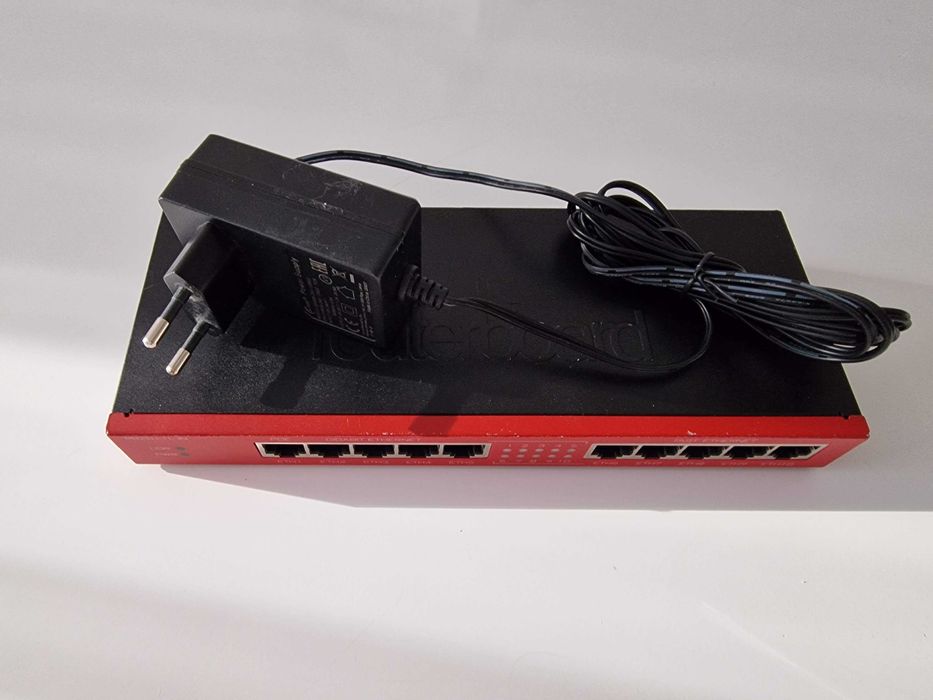 Продам маршрутизатор Mikrotik RB2011iL-IN