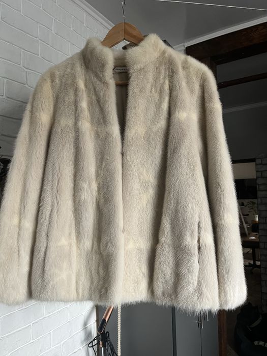 Шубка норкова р. М. (46-48)