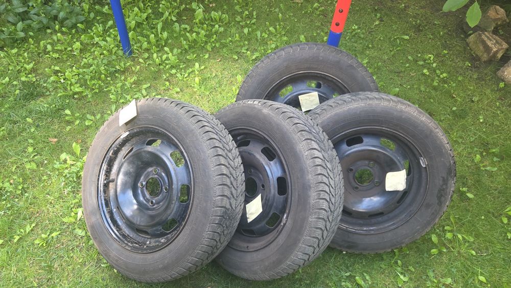 Koła zimowe felgi 4x108 R15 dot.4520 ladny bieżnik