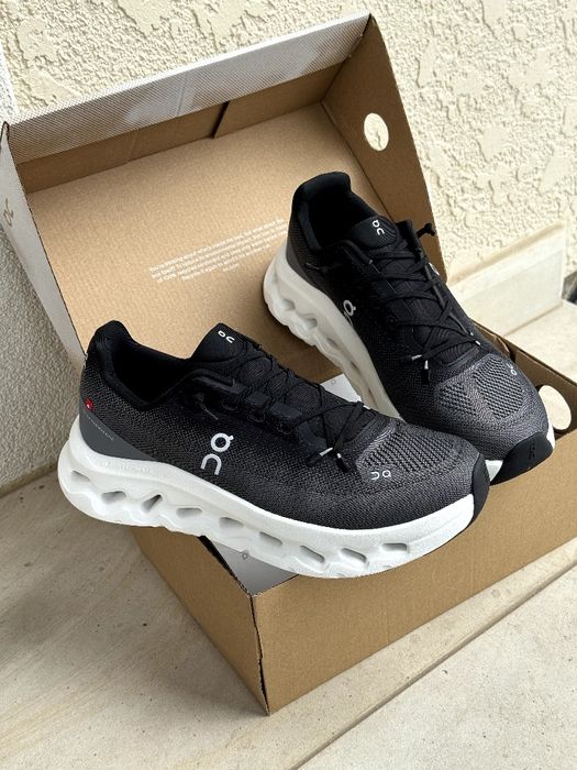 On Cloudtilt Black White