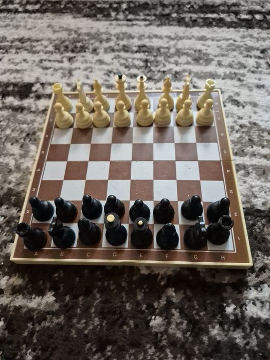 Настольная игра дерево и на магнитах