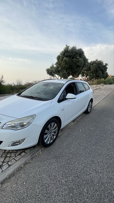 Opel astra sports tourer 1.7 cdti cosmo