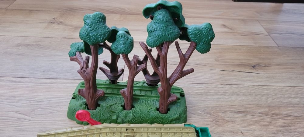 Tomek i przyjaciele trackmaster straszny las
