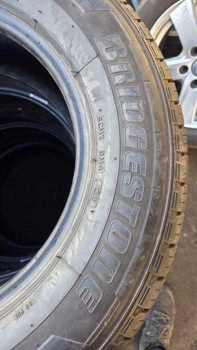 шины 215/65/15C Bridgestone duravis