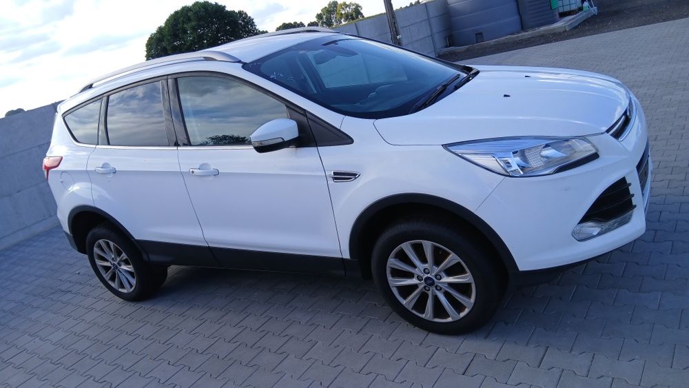 Ford Kuga Anglik