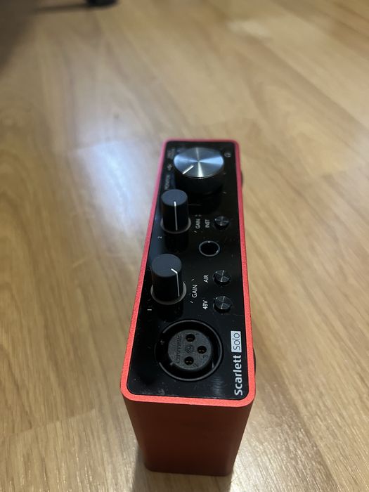 Звукова карта Focusrite Scarlett Solo 3rd Gen