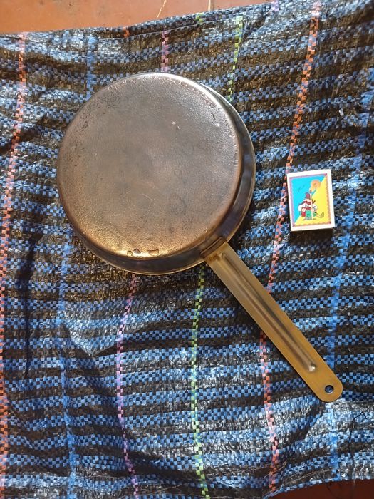 Сковорода,жаровня,из нержавейки.