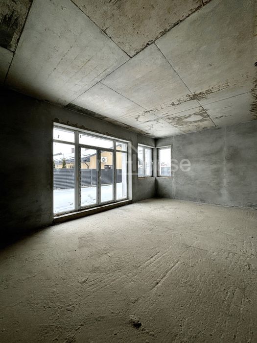 Продаж котеджів у с. Конопниця — всього 7 хвилин до Львова