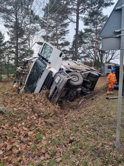 Pomoc Drogowa Tir 24h/7  Osobowe dostawcze Mobilna Wulkanizacja