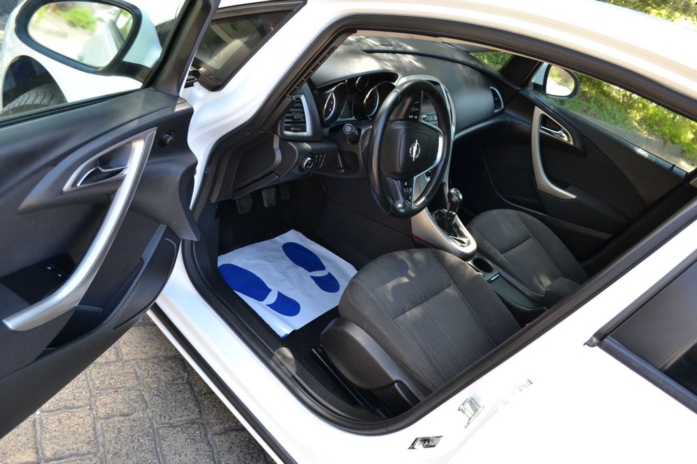 Opel Astra j 1.4B Sprowadzony Opłacony Super Stan